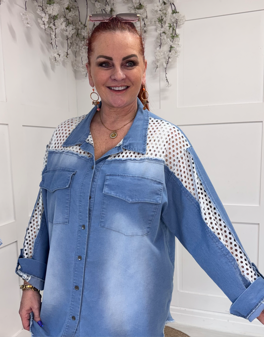 Avery: Oversized stretchy denim shirt. One size: 16-20