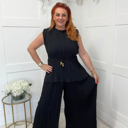 Shirlie: Two piece pleated co-ord set. One size 14-24