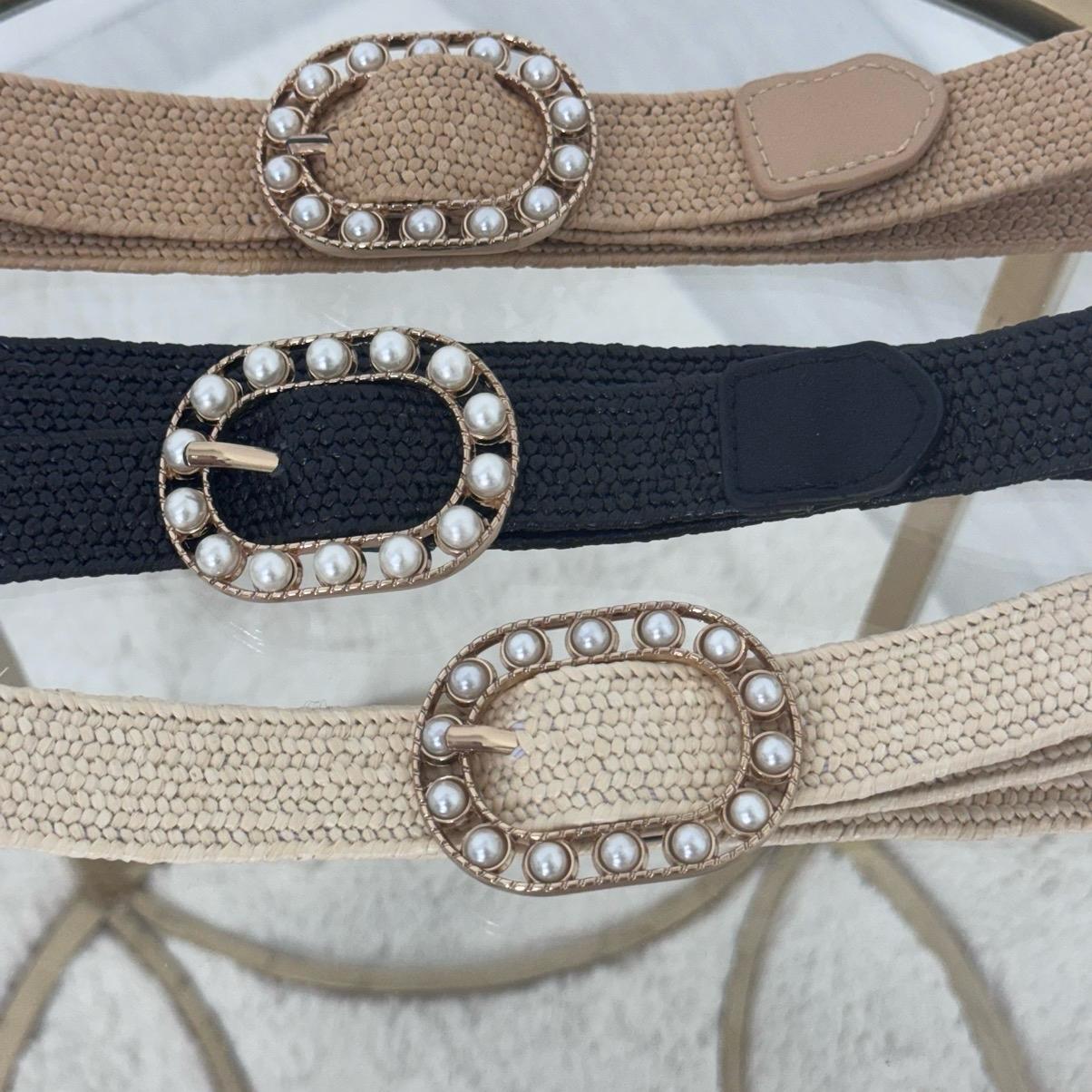 Dolly: Stretchy thin belt with pearl effect buckle. One size 8-22