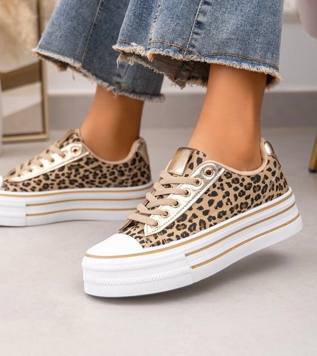 Kimi: Leopard print & gold trainers. Sizes: 3-8