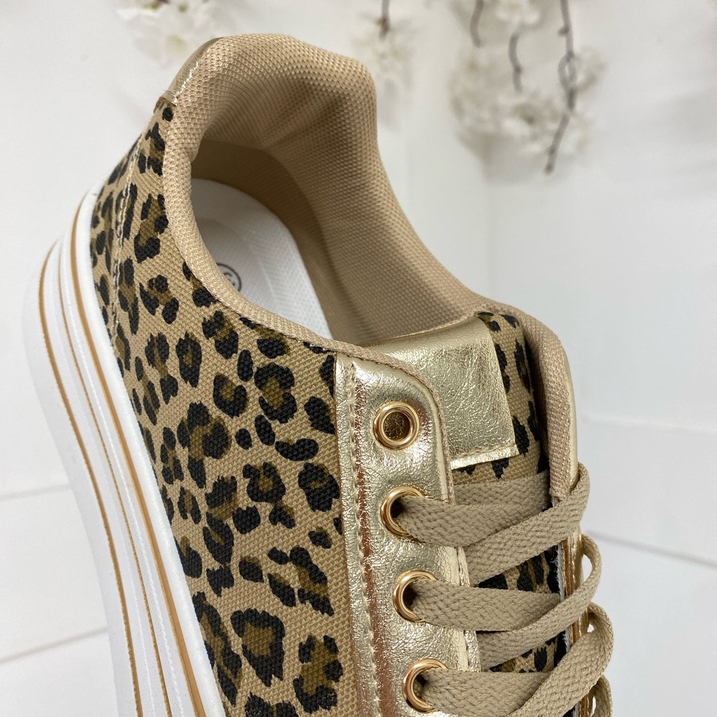 Kimi: Leopard print & gold trainers. Sizes: 3-8