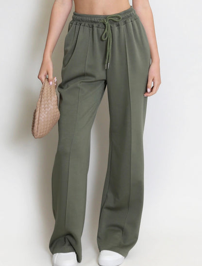 Trudy: Stretchy wide leg pocket trousers. 2 sizes