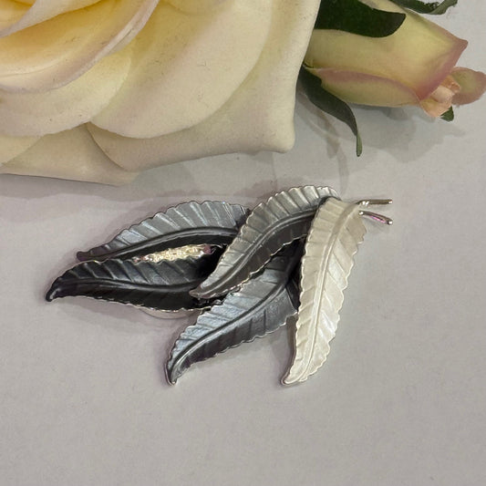 Anita: Silver & blue leaf magnetic brooch